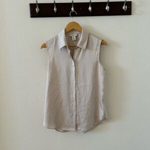 Rachel Zoe Light Beige Sleeveless Button-Down Shirt